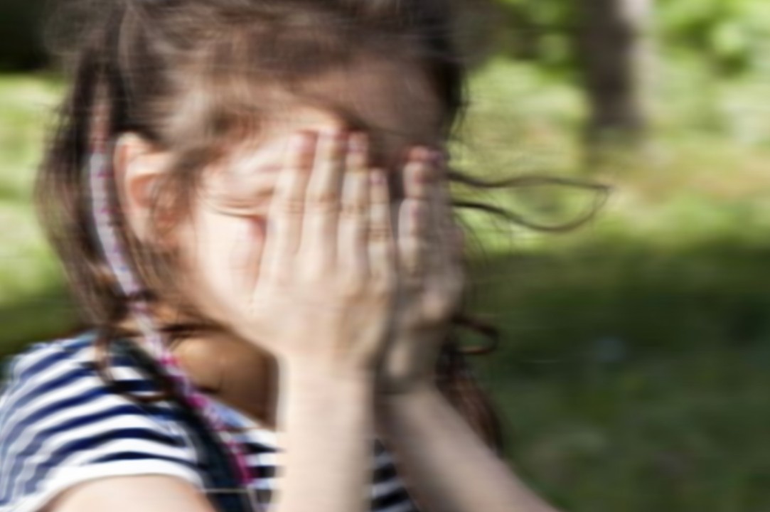 foto de Em Maringá; Mãe é suspeita de abandonar filha de 4 anos em CMEI, para ficar com namorado