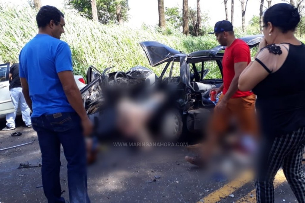 foto de Tragédia na região de Maringá; Cinco pessoas morrem em um grave acidente entre Santa Fé e Iguaraçu