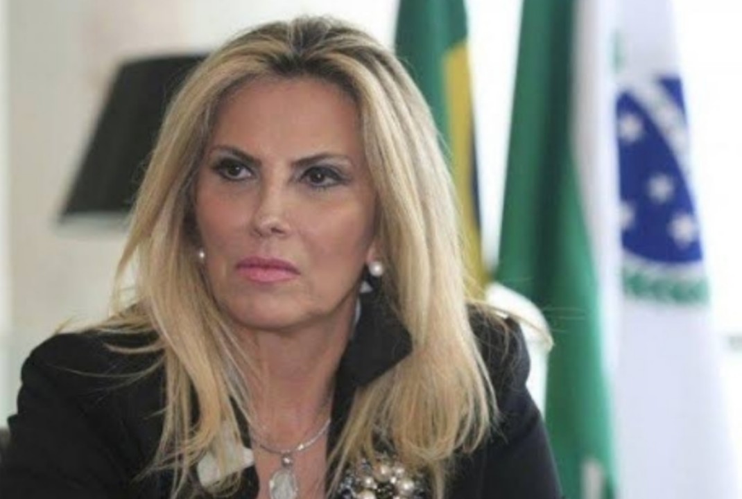 foto de Decisão do governador do Paraná ameaça aposentadoria de 30 mil da ex governadora Cida Borghetti