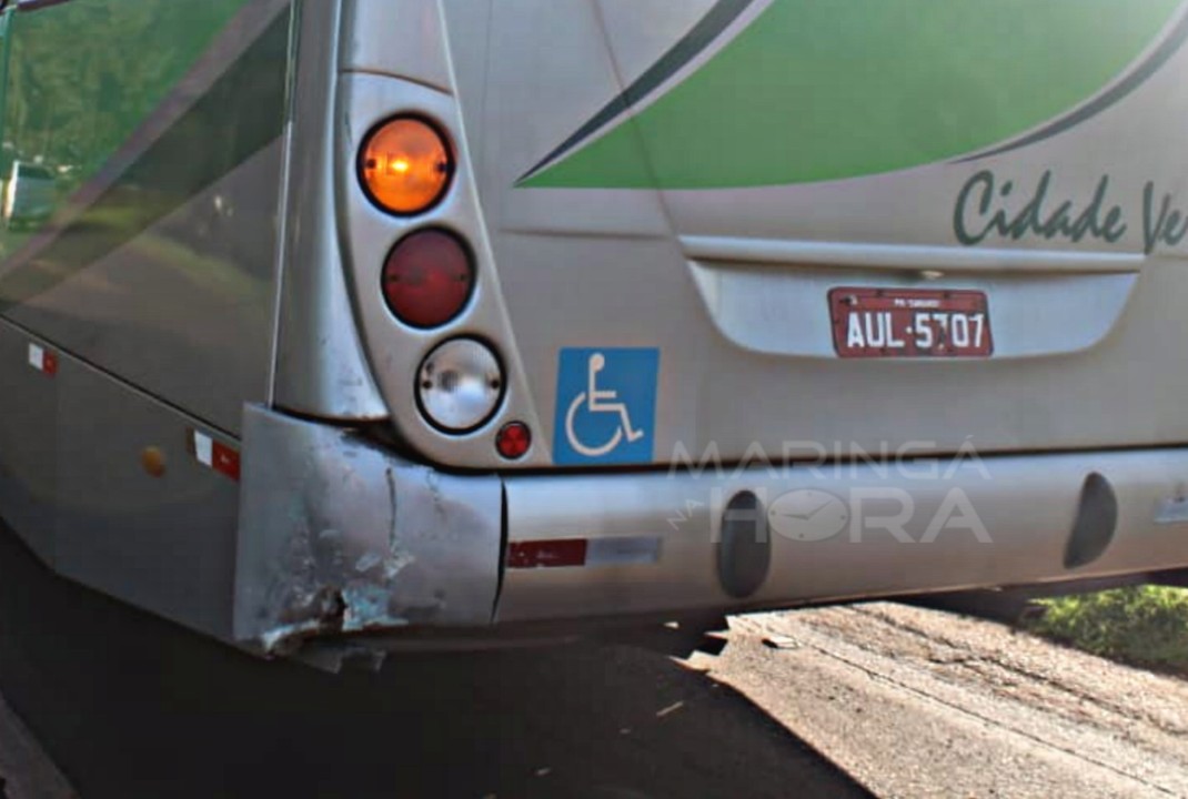 foto de Motociclista sofre ferimentos graves ao bater na traseira de ônibus em Maringá