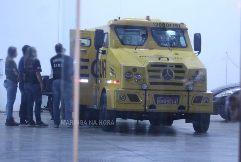 foto de Quadrilha rouba carro-forte em Maringá, estima que os ladrões tenham levado mais de R$ 2 milhões