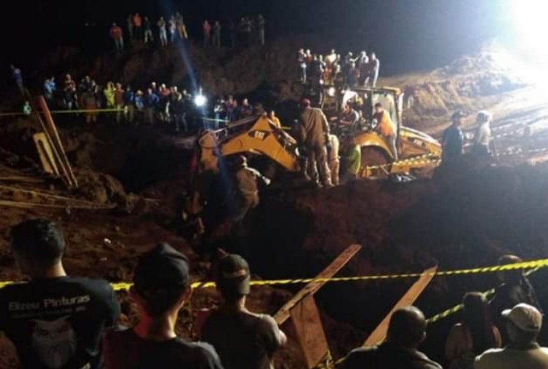 foto de Tragédia: Soterramento deixa quatro mortos em Marilândia do Sul