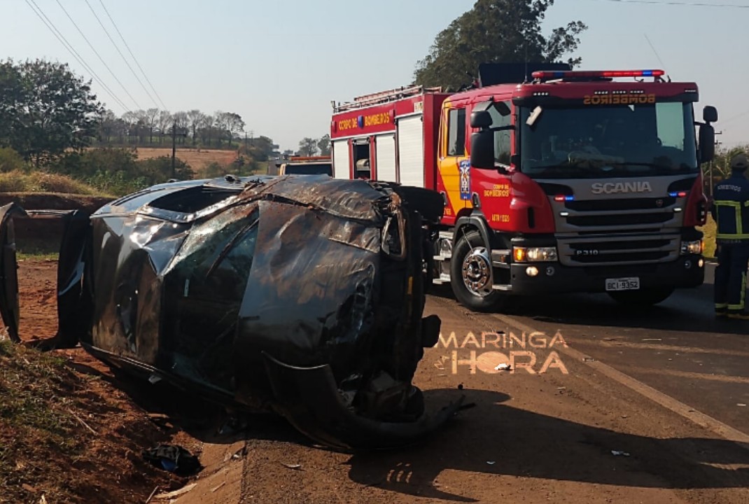 foto de Motorista fica ferido após ser ejetado de carro após capotamento na BR-376