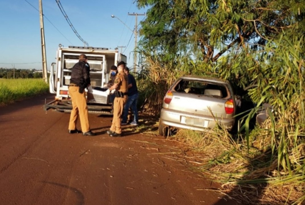 foto de Casal é assassinado dentro de veículo em Campo Mourão