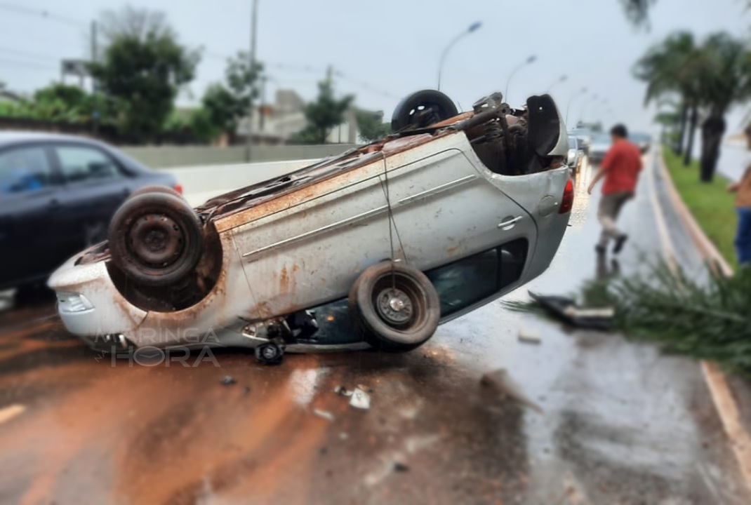 foto de Câmera flagra capotamento de veículo na Avenida Guaiapó, em Maringá