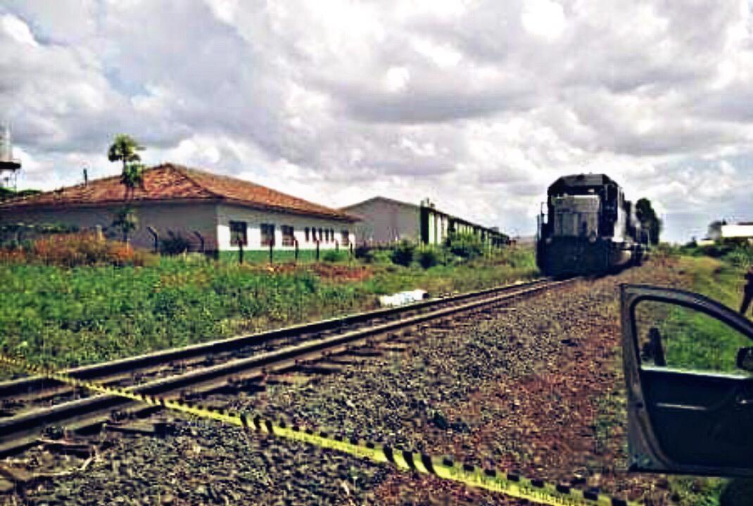 foto de Mulher morre ao ser atropelada por trem na região de Maringá