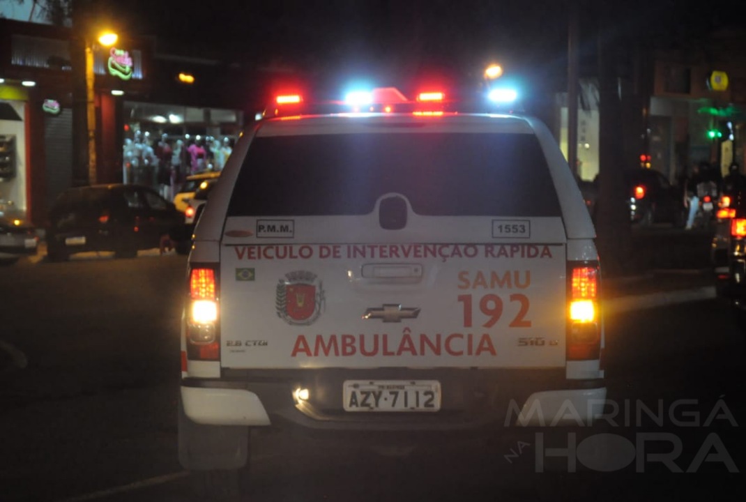 foto de Jovem fica ferida ao ser atropelada por moto no centro de Maringá