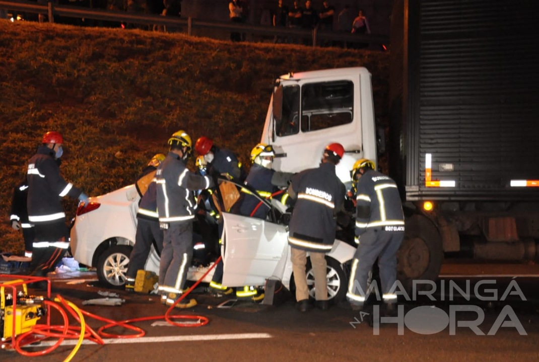 foto de Motorista fica em estado grave após bater de frente com caminhão na PR-317