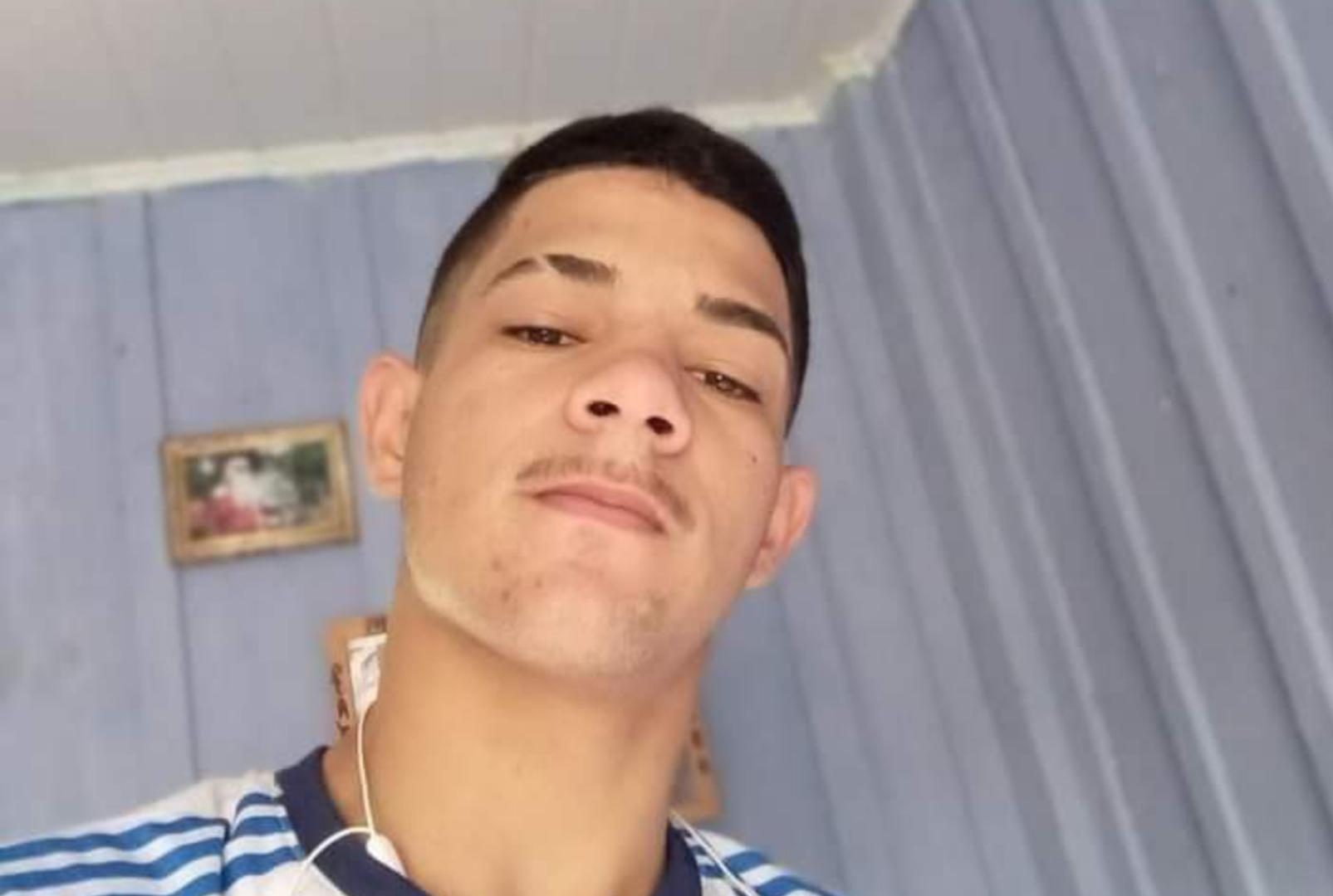 foto de Prestes a doar medula óssea para salvar vida do pai, filho é assassinado a tiros no Paraná