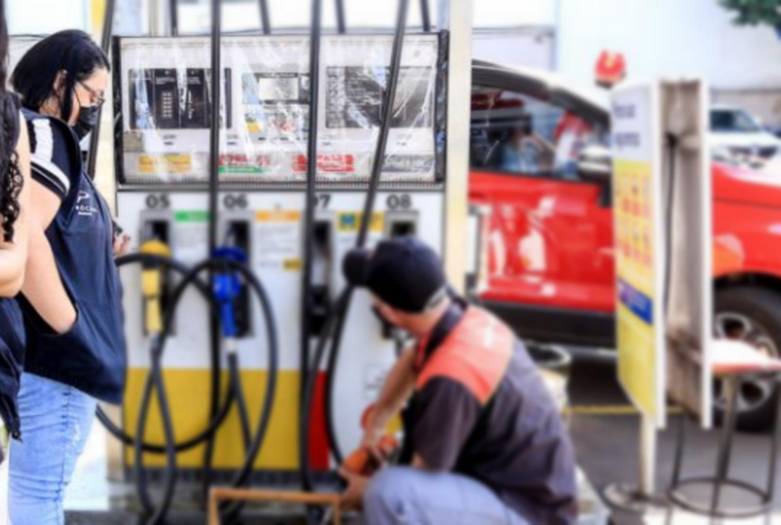 foto de Procon de Maringá vistoria postos e coleta amostras de combustíveis