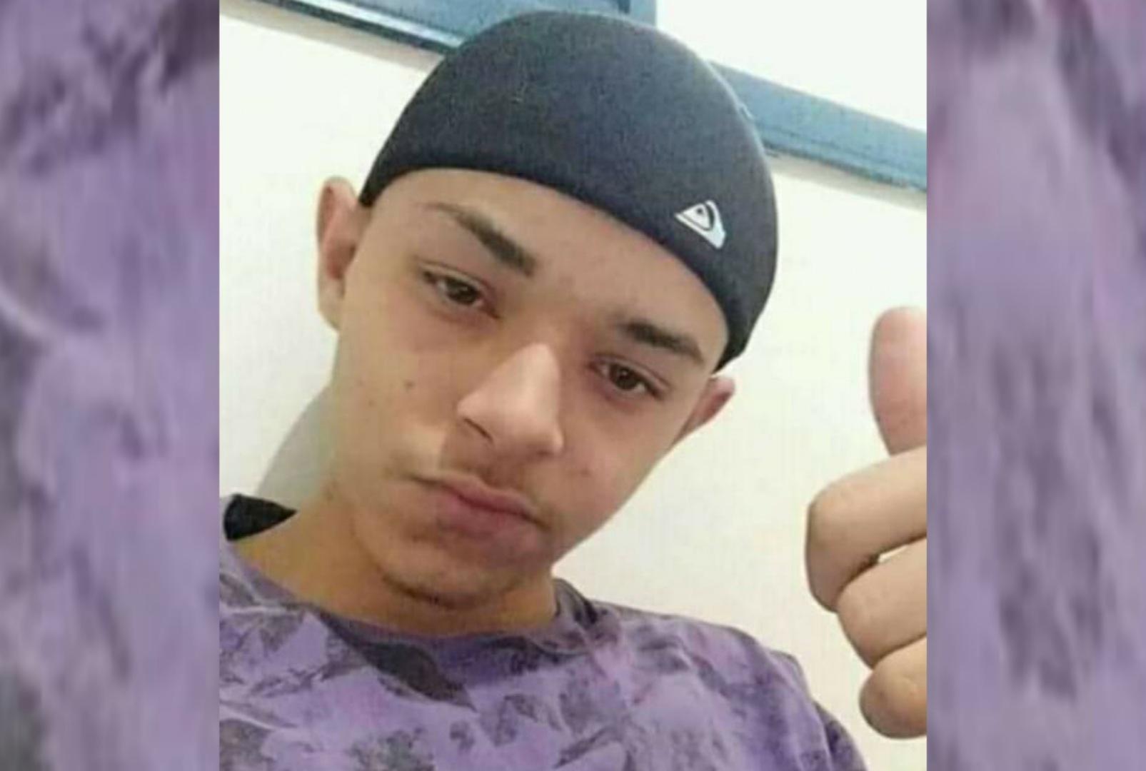 foto de Jovem que seria de Campo Mourão é morto com faca