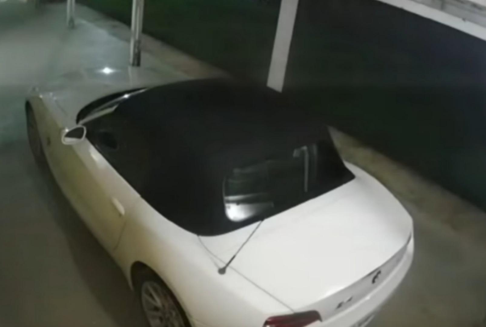 foto de Vídeo mostra momento em que carro cai em cima de casa e atinge veículo de luxo no Paraná