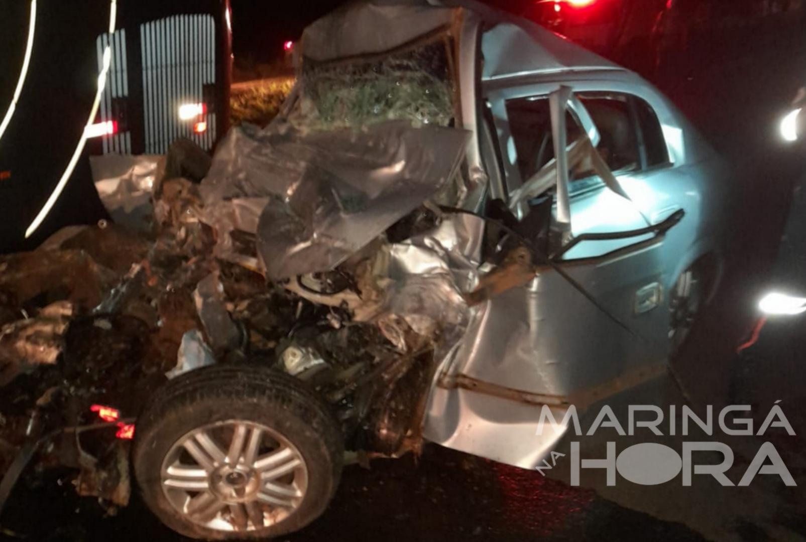 foto de Colisão frontal entre carro e ônibus resulta em 4 mortes próximo a Colorado