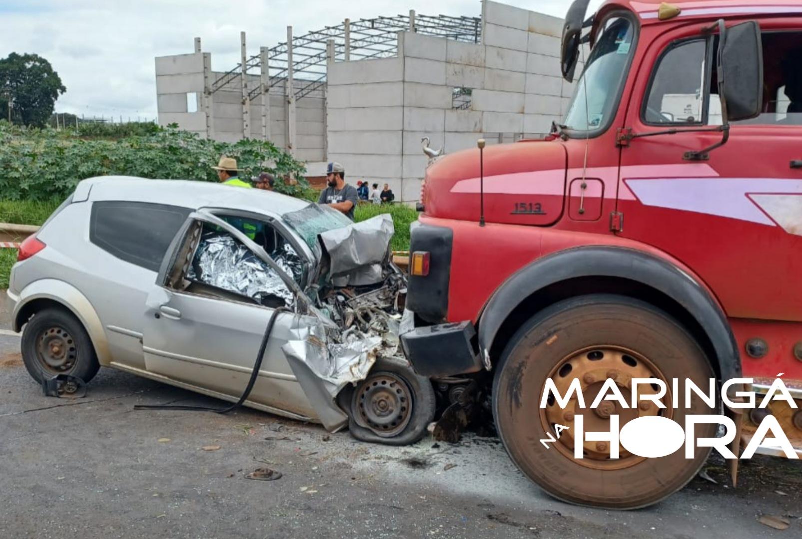 foto de Colisão frontal entre carro e caminhão mata duas pessoas na rodovia BR-376 em Marialva 