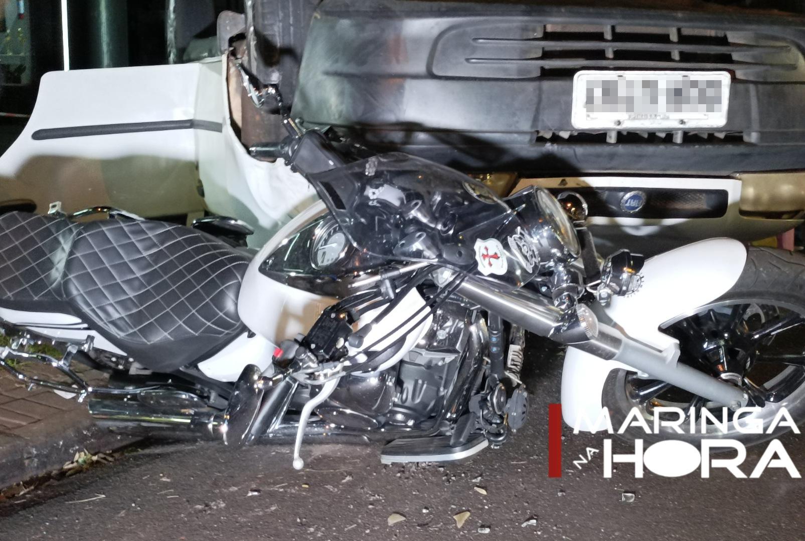 foto de Veja flagrante do momento em que carro capota e condutor fica ferido após acidente em Maringá