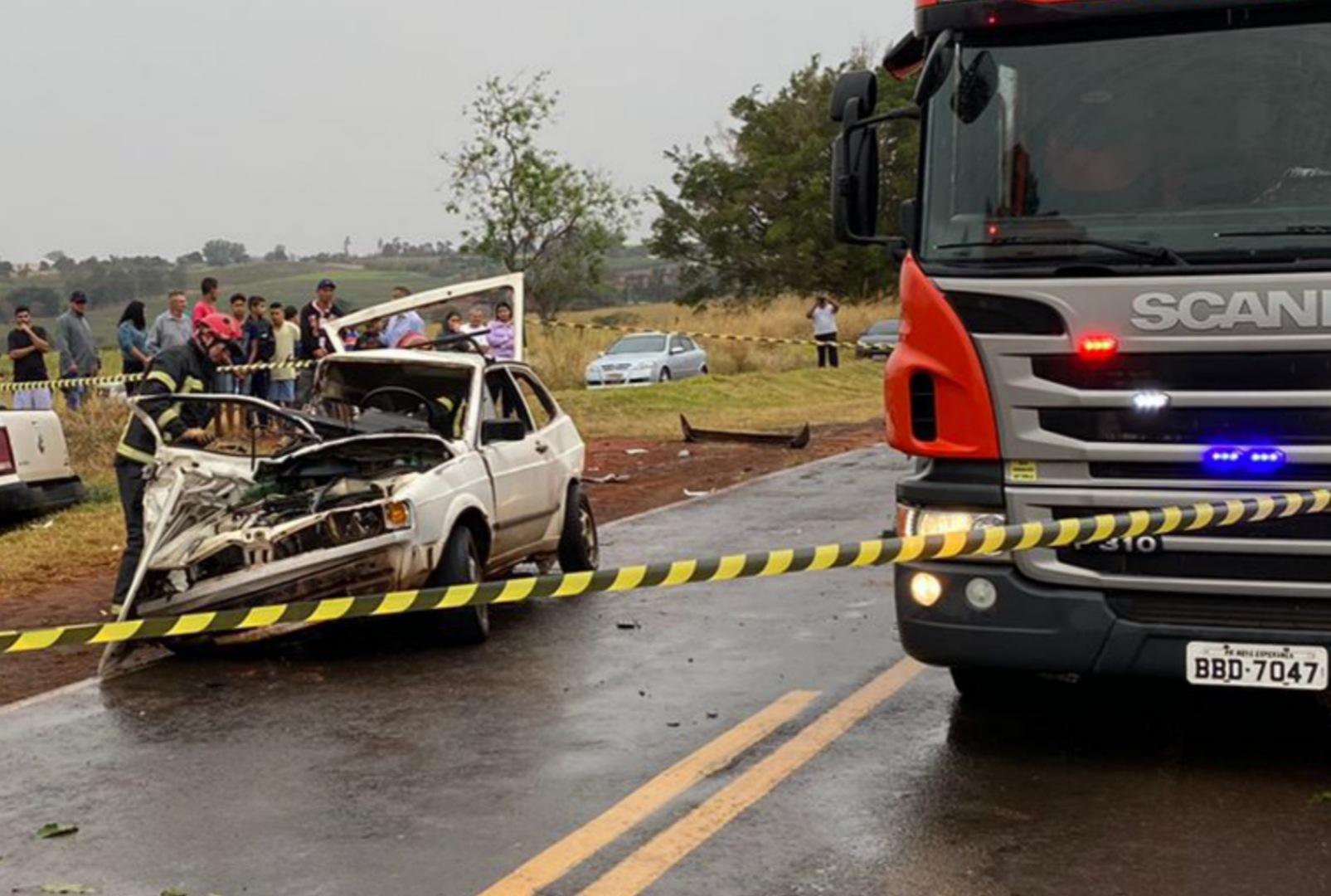 foto de Duas pessoas morrem em trágico acidente no noroeste do Paraná