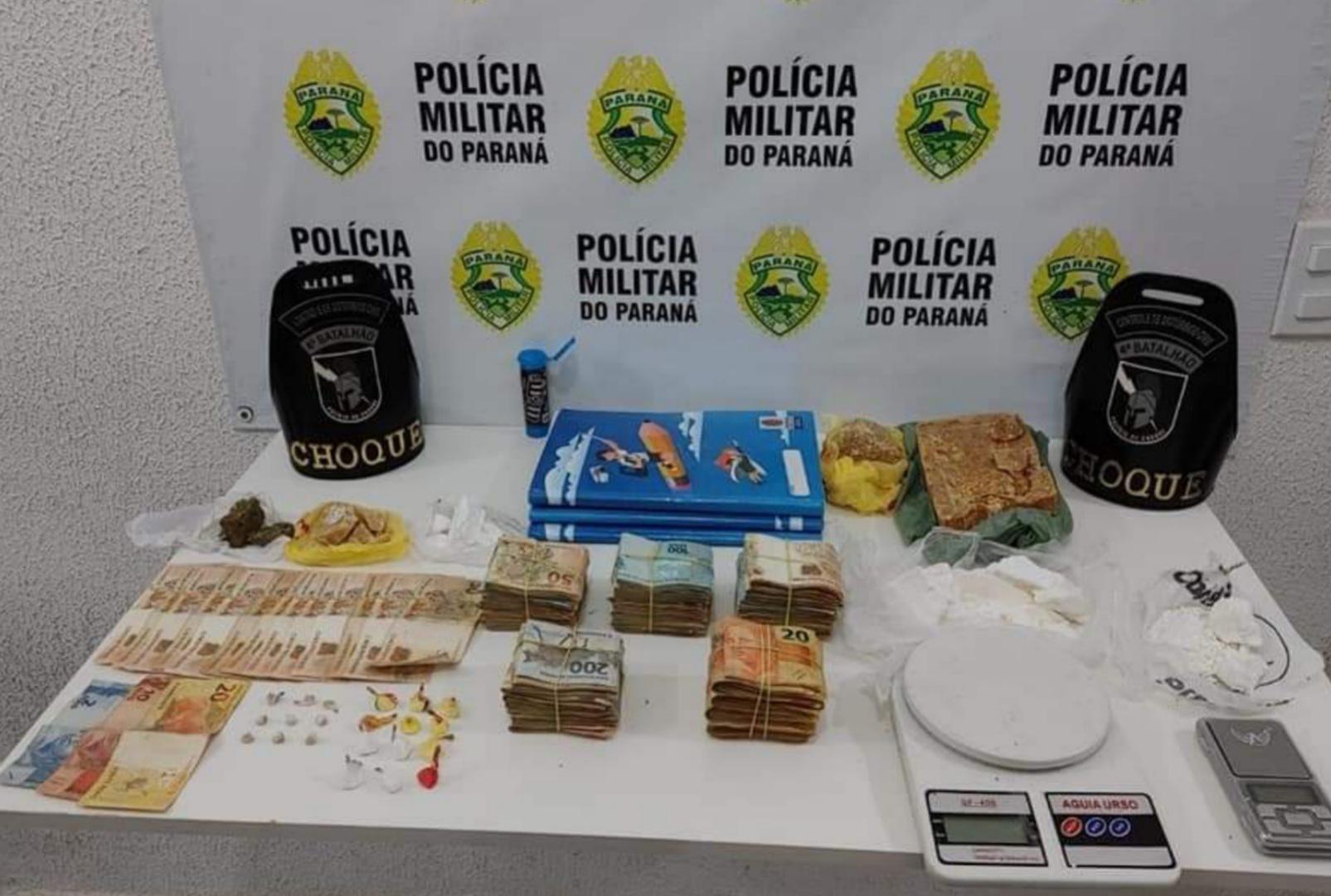 foto de Três pessoas são detidas pela CHOQUE de Maringá com grande quantidade de drogas e mais de R$ 40 mil em dinheiro