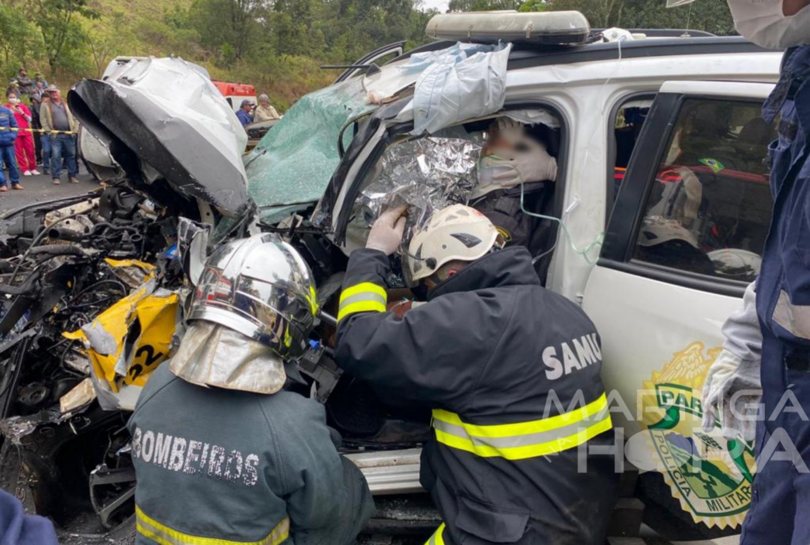 foto de Viatura da Polícia Rodoviária bate de frente com carro forte e Policial Militar é encaminhado a hospital de Sarandi em estado grave