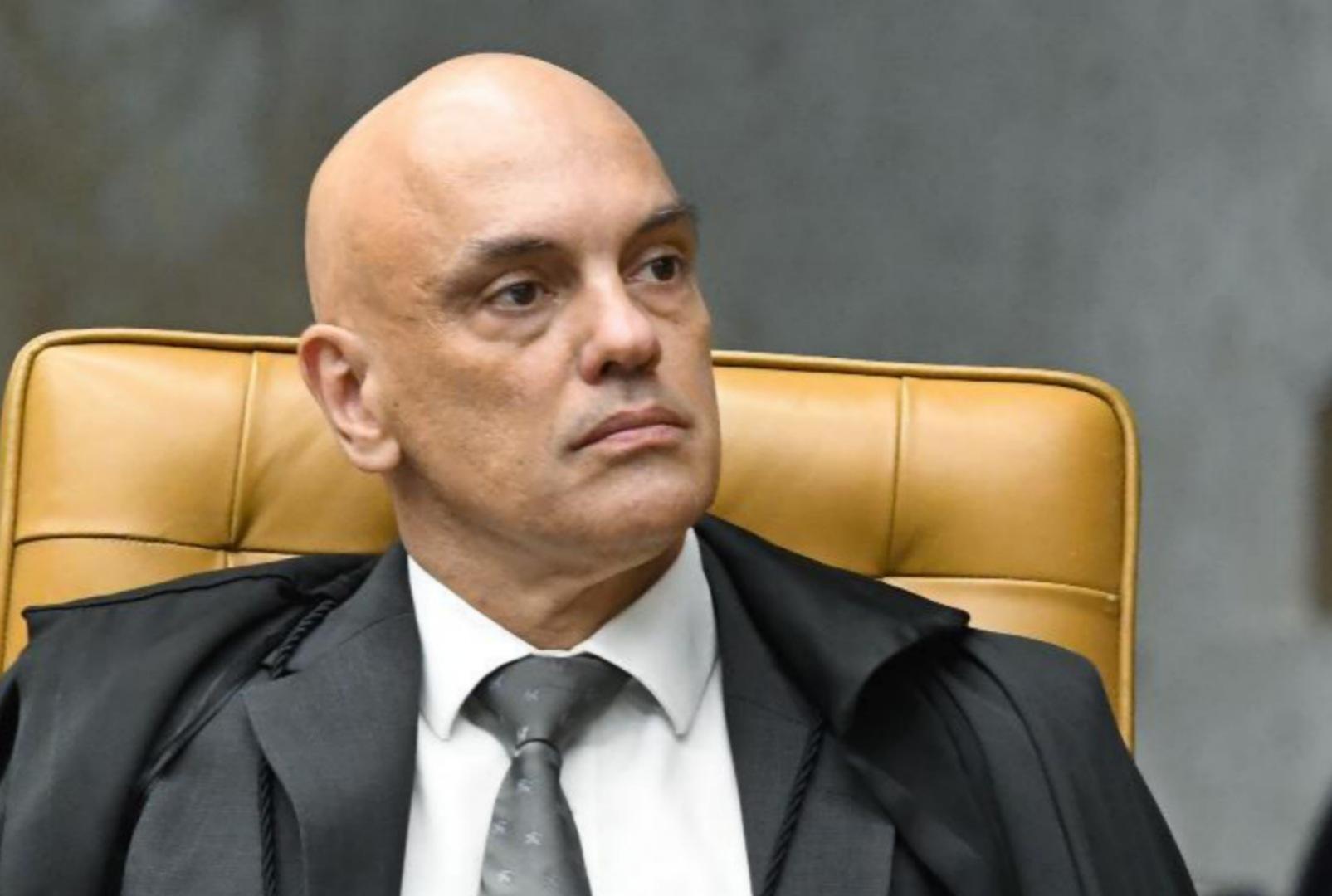 foto de Moraes manda bloquear contas de 43 suspeitos de financiar manifestações no Brasil