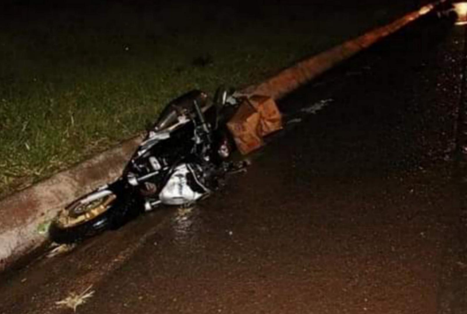 foto de Duas pessoas morreram em trágico acidente durante a noite em rodovia da região