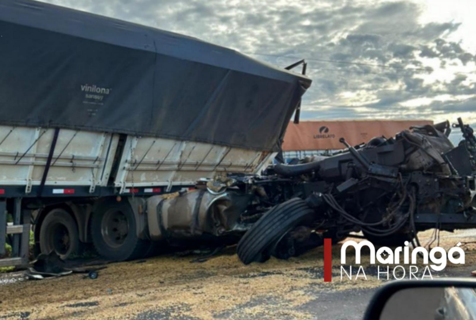 foto de Acidente envolvendo 3 carretas, deixa um ferido na BR-376 em Maringá