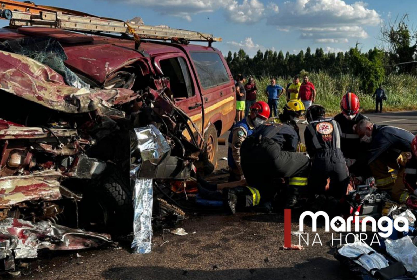 foto de Colisão frontal entre caminhoneta e carreta mata trabalhador na PR-323