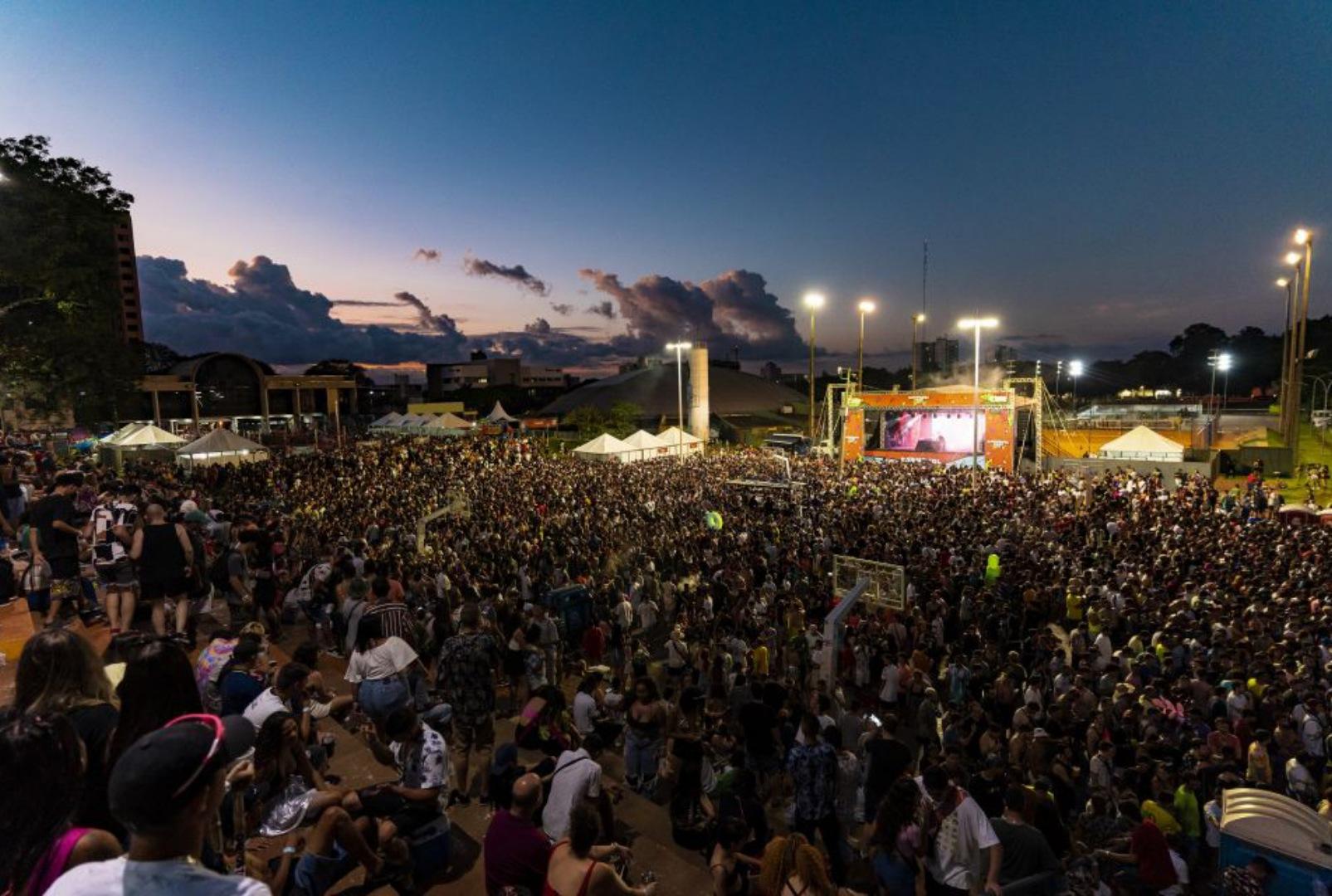 foto de Com trio elétrico e roda de samba, Prefeitura promoverá duas edições de Pré-Carnaval; confira datas da folia