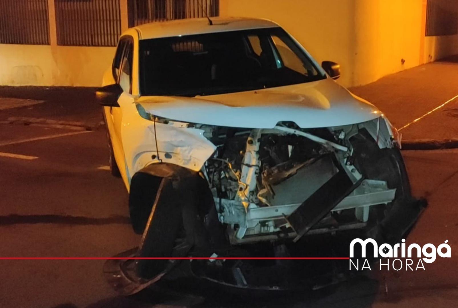 foto de Pessoa fica ferida em acidente envolvendo dois carros em Maringá