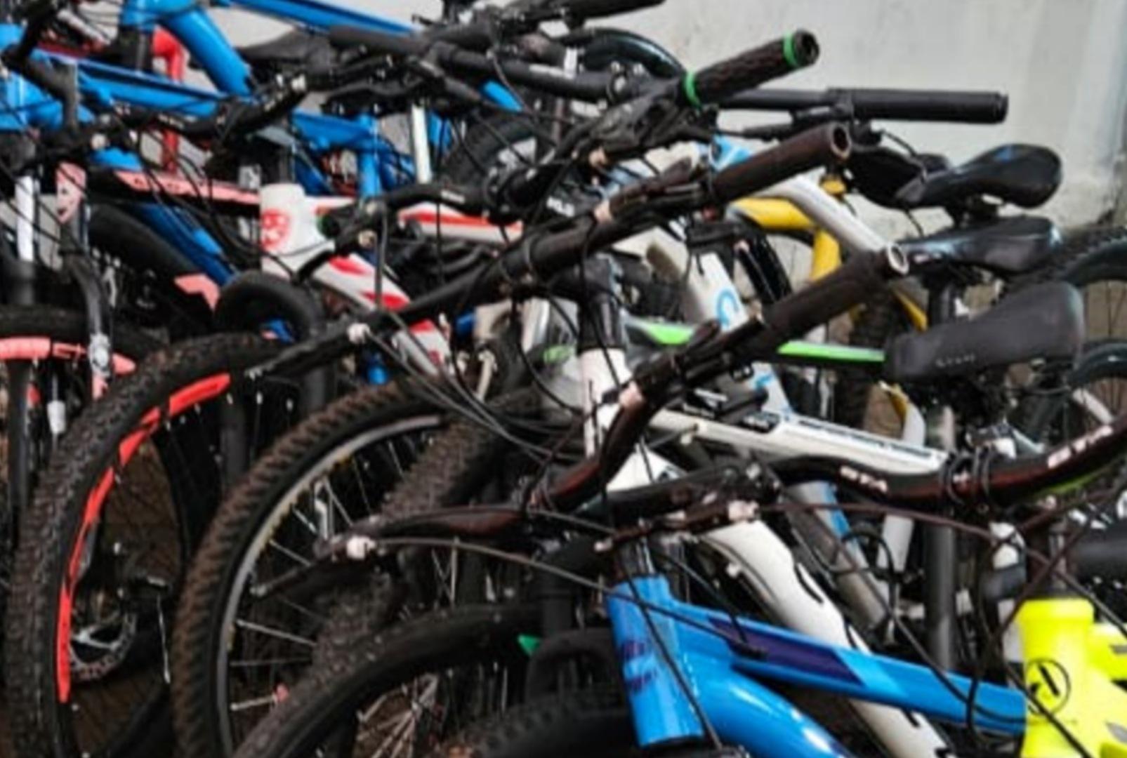 foto de Maringá: durante operação, polícia encontra 13 bicicletas e vários objetos que podem ter sido furtados