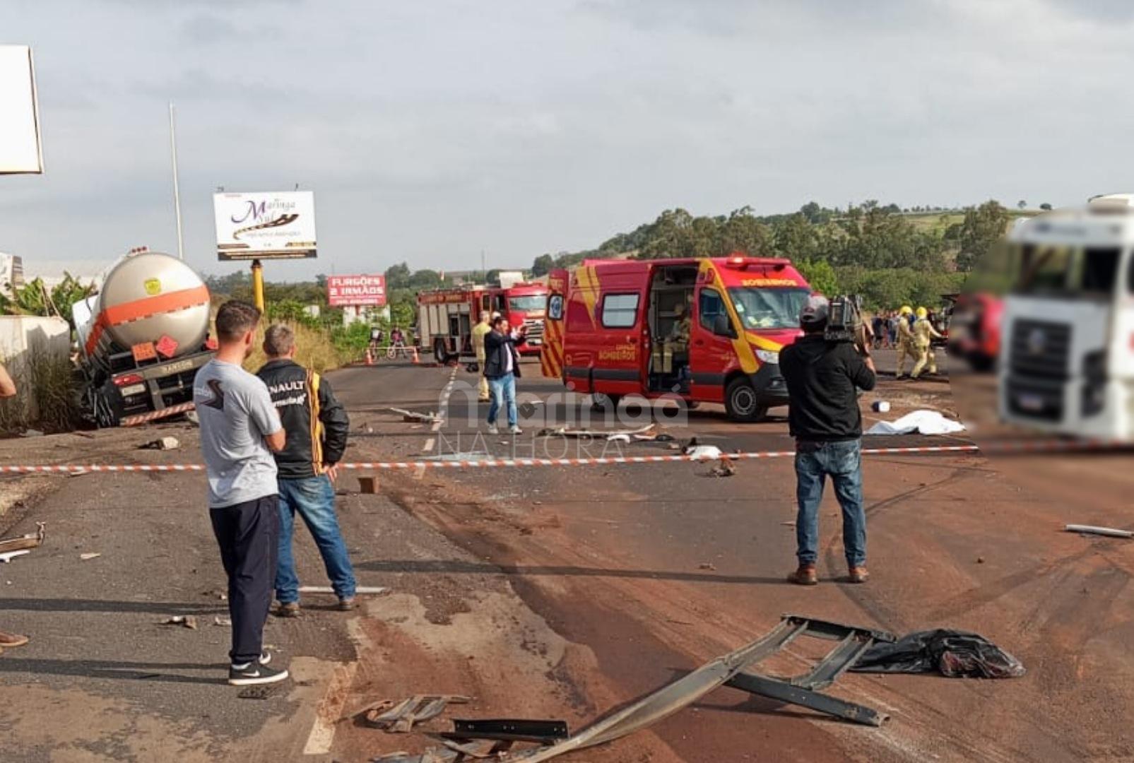 foto de Acidente entre caminhão e carreta mata uma pessoa na PR-317