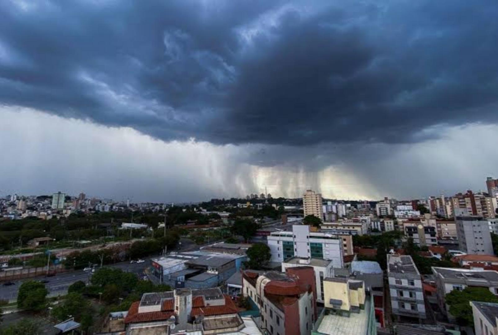 foto de Inmet emite alerta com risco de tempestade para Maringá