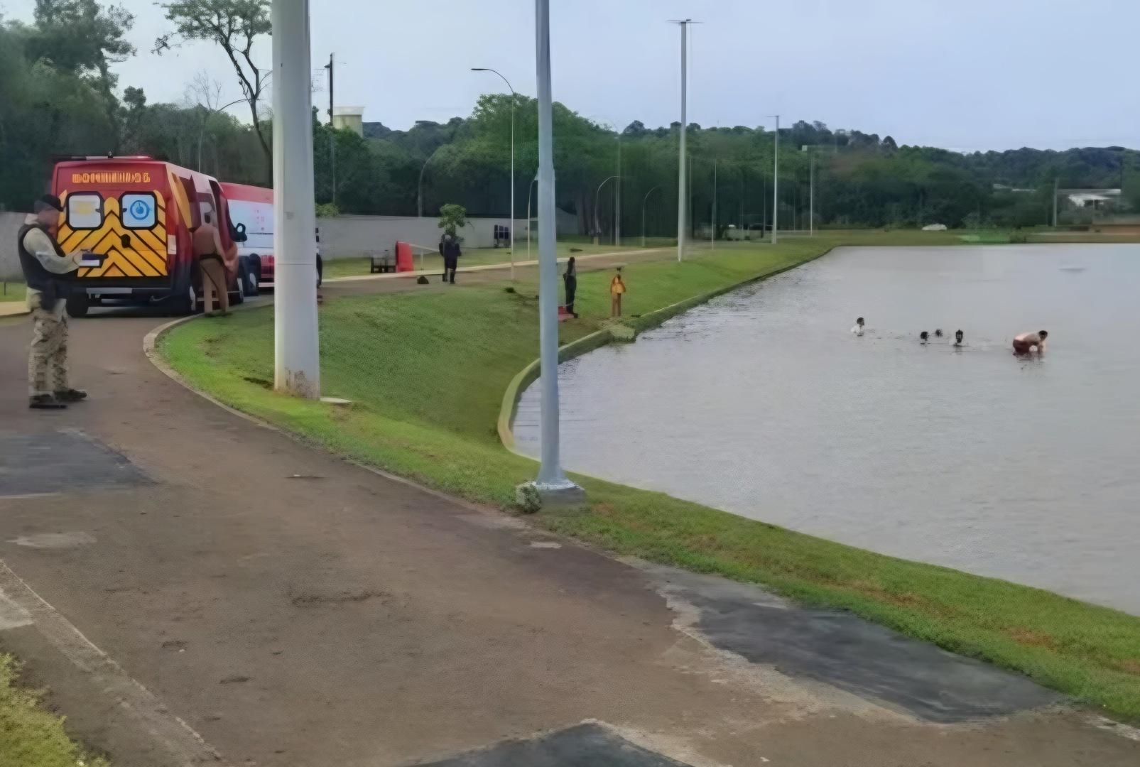 foto de Criança de 6 anos morre afogada em lago no Paraná