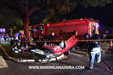 foto de Mulher fica ferida após veículo capotar em Maringá