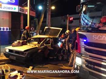 foto de Homem é ejetado do carro após colisão violenta em Maringá