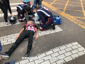 foto de Motociclista fica ferida após colisão com carro em Maringá