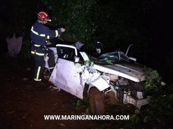 foto de Carro capota, e deixa três feridos na PR-317