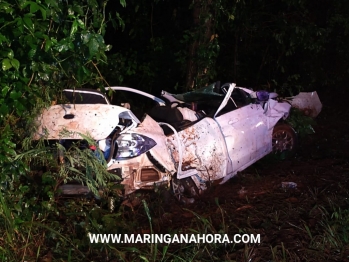 foto de Carro capota, e deixa três feridos na PR-317