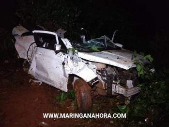 foto de Carro capota, e deixa três feridos na PR-317