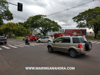 foto de Grávida de 8 meses e motociclista ficam gravemente feridos após motorista ultrapassa sinal vermelho em Maringá