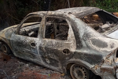 foto de Corpo carbonizado achado no porta-malas de carro entre Paiçandu e Iguatemi, pode ser de vigilante desaparecido