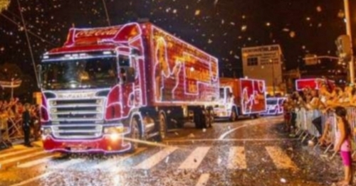 Tradicional caravana de Natal da Coca-Cola passa por Maringá na segunda-feira dia 10/12