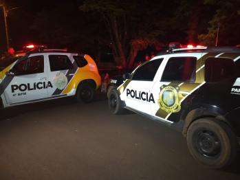 foto de Homem é executado com 12 tiros em frente de sua casa em Mandaguaçu