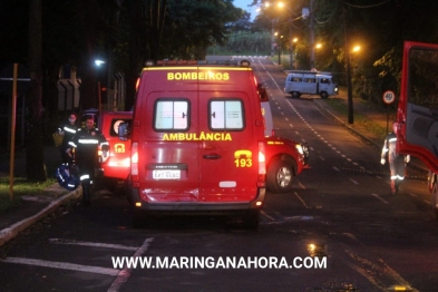 foto de Em Maringá; galho de árvore atravessa carro em acidente, e três pessoas são resgatadas sem ferimentos graves