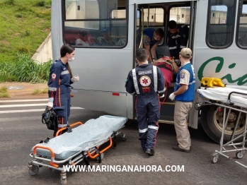 foto de Cinco pessoas ficam feridas em acidente envolvendo ônibus do transporte coletivo e uma carreta, entre Paiçandu e Maringá