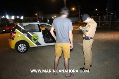 foto de Assaltantes armados roubam carro em estacionamento de supermercado e fazem proprietário do veículo refém em Maringá