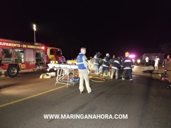 foto de Colisão frontal na PR-323 na saída de Paiçandu, deixa cinco pessoas feridas entre elas uma criança