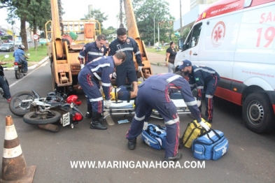 foto de Acidente entre moto e caminhão deixa jovem com ferimentos graves em uma das pernas em Maringá 