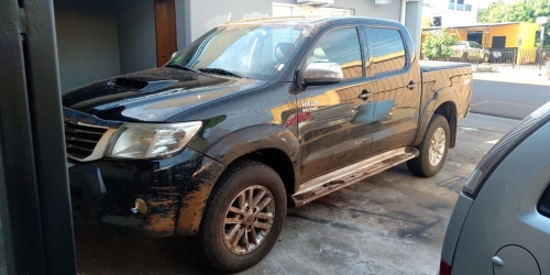 foto de Policia Militar prende assaltantes de caminhonete em Itambé e apreende arma de fogo