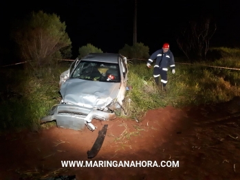 foto de A véspera de Natal; condutor morre após ser ejetado de carro em capotamento entre Maringá e Iguatemi