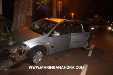 foto de Suspeito de integrar facção criminosa “PCC” é preso com mandado de prisão em aberto após bater carro durante fuga Maringá